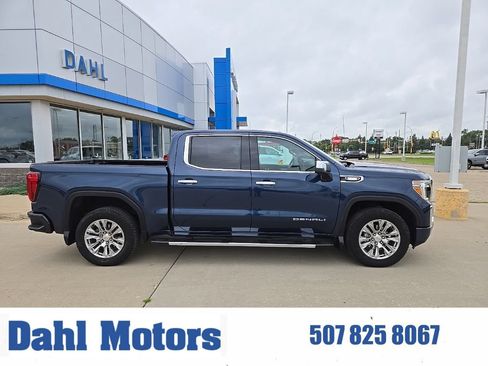 Used 2022 GMC Sierra 1500 Denali w/ Driver Alert Package II AWD/4WD image 1
