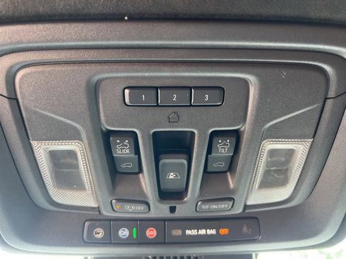 Used 2022 GMC Sierra 1500 Denali Ultimate image 22