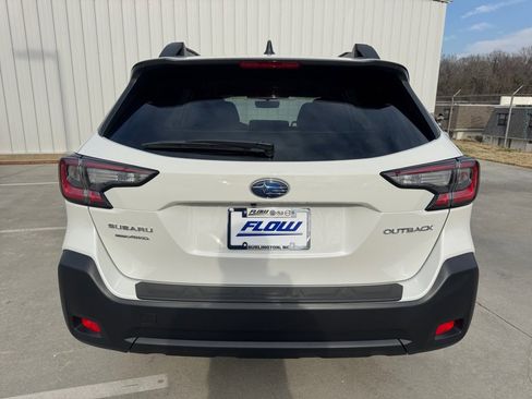 Certified 2025 Subaru Outback Premium w/ Popular Package #1A image 18