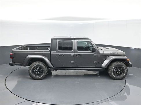 New 2026 Jeep Gladiator Willys image 39