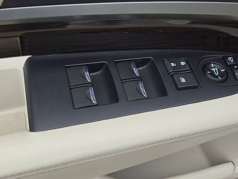 Used 2014 Acura RLX w/ Technology Package image 25