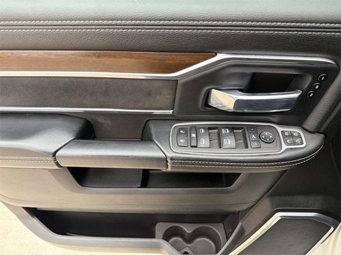 Used 2024 RAM 3500 Laramie image 9