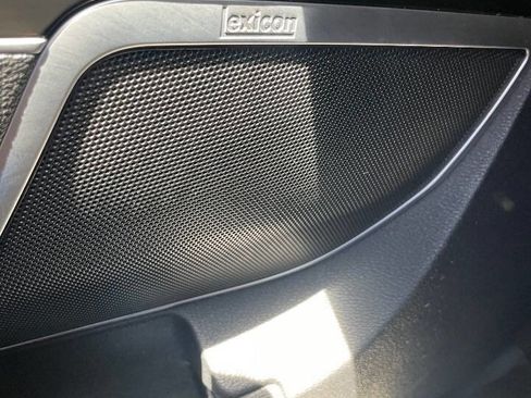 Used 2016 Kia K900 Luxury RWD image 74