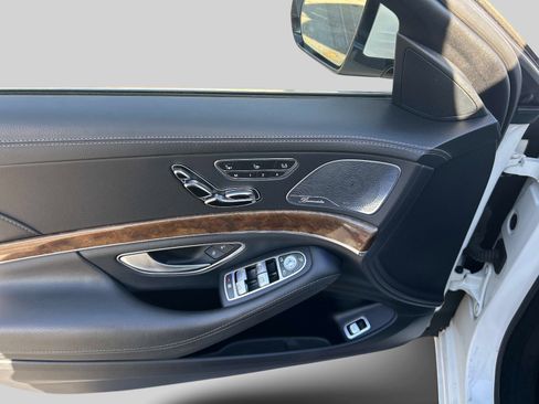 Used 2016 Mercedes-Benz S 550 4MATIC Sedan image 17