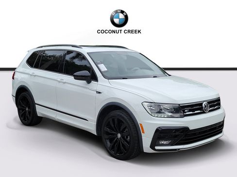 Used 2021 Volkswagen Tiguan SE R-Line FWD image 1