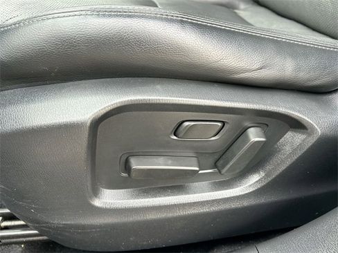 Used 2022 MAZDA CX-9 Touring w/ Touring Premium Package image 16