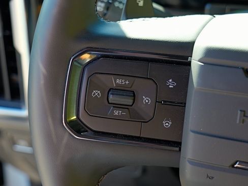 New 2026 GMC Hummer EV 4x4 Crew Cab image 12