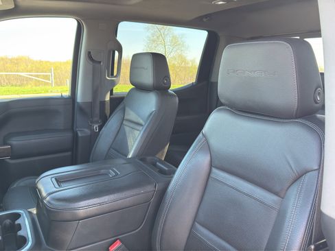 Used 2019 GMC Sierra 1500 Denali w/ Denali Ultimate Package AWD/4WD image 20