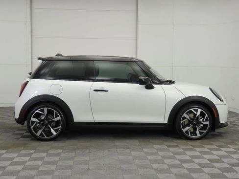 New 2026 MINI Cooper S image 4