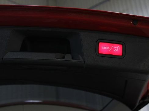 Used 2011 Mercedes-Benz GLK 350 4MATIC image 8