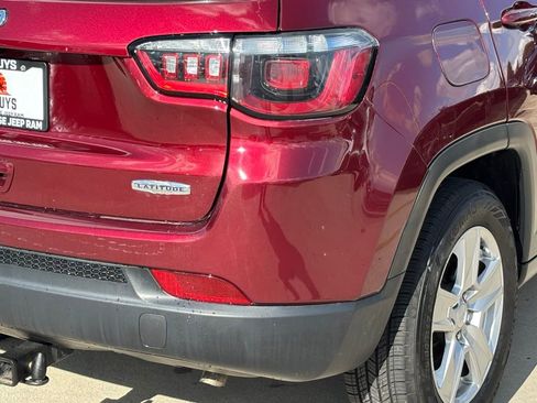 Used 2022 Jeep Compass Latitude w/ Sun and Sound Group image 6