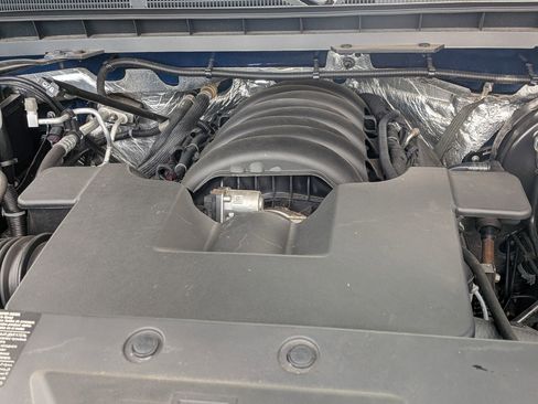 Used 2018 Chevrolet Silverado 1500 LT w/ All Star Edition AWD/4WD image 34
