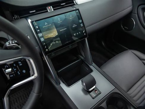 New 2026 Land Rover Discovery Sport Landmark AWD/4WD image 26
