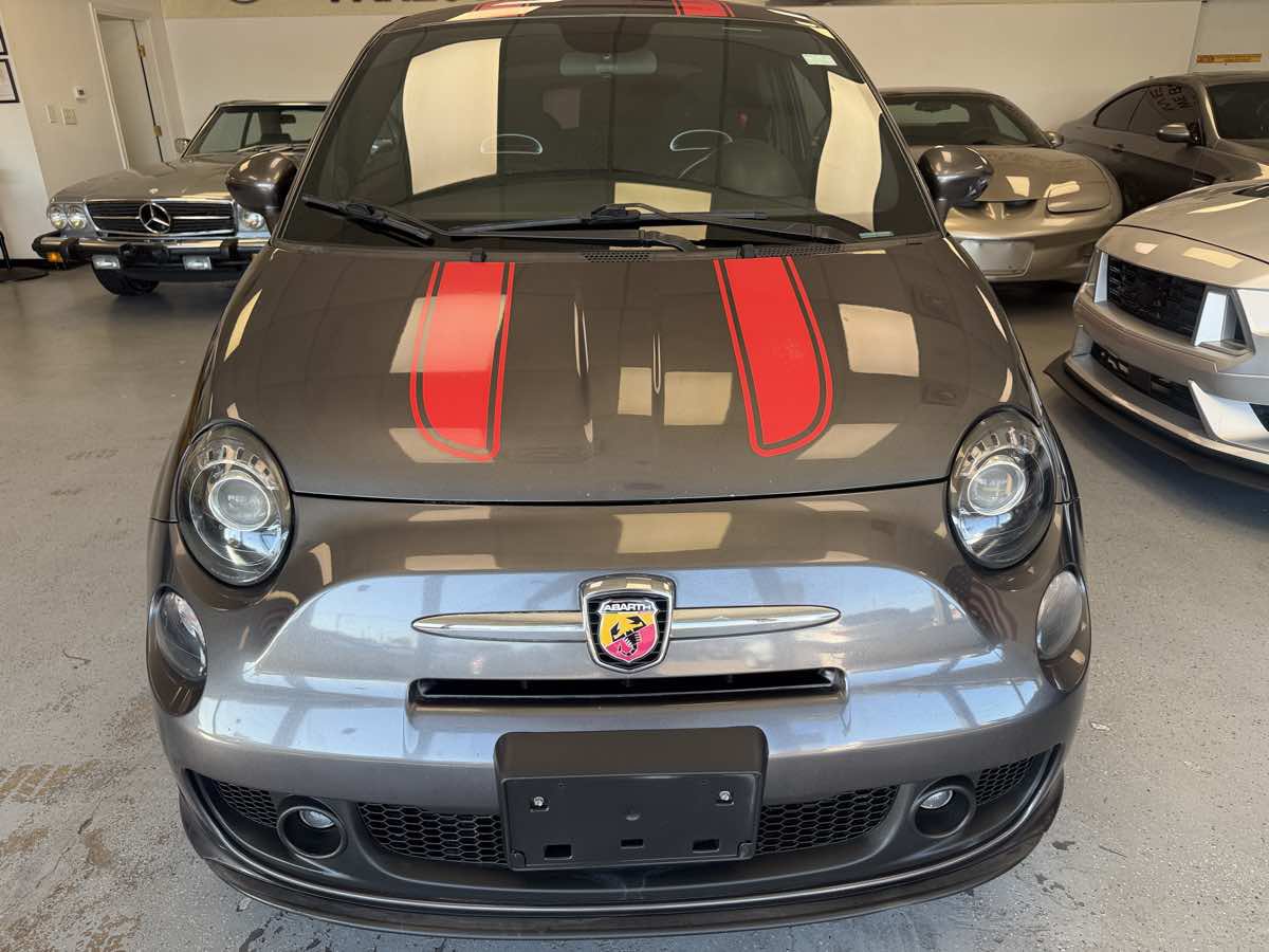 Used 2015 FIAT 500 Abarth FWD image 2