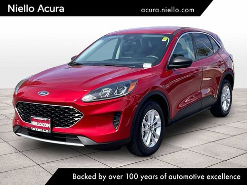 Used 2022 Ford Escape SE FWD image 1