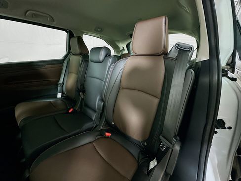 New 2026 Honda Odyssey Elite image 23