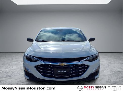 Used 2023 Chevrolet Malibu LS FWD image 3
