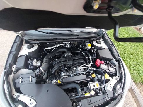 Used 2025 Subaru Outback AWD/4WD image 29