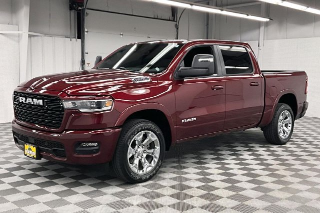 Used 2025 RAM 1500 Big Horn AWD/4WD image 12