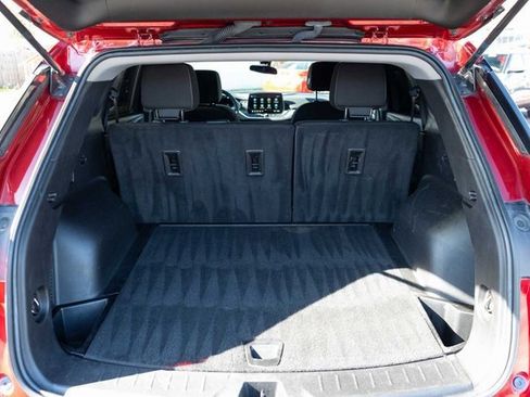 Used 2023 Chevrolet Blazer LT w/ Driver Confidence Package image 8