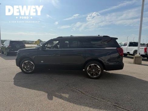 Used 2025 Ford Expedition Max King Ranch AWD/4WD image 9