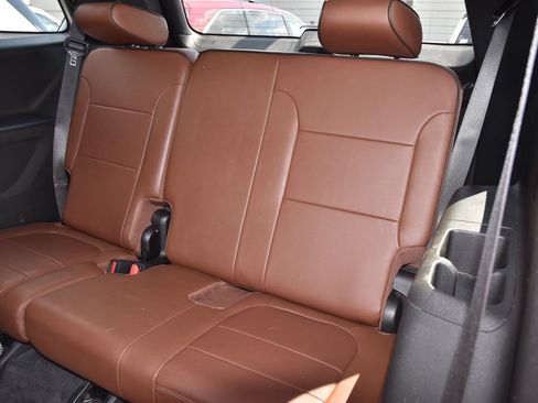 Used 2019 Chevrolet Traverse High Country AWD/4WD image 10