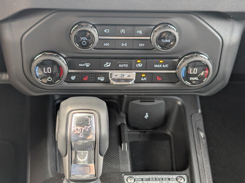 New 2026 Ford Bronco Outer Banks AWD/4WD image 20