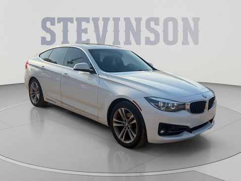 Used 2018 BMW 330i Gran Turismo xDrive AWD/4WD image 7