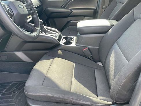 Used 2023 Chevrolet Colorado Trail Boss w/ Technology Package image 14