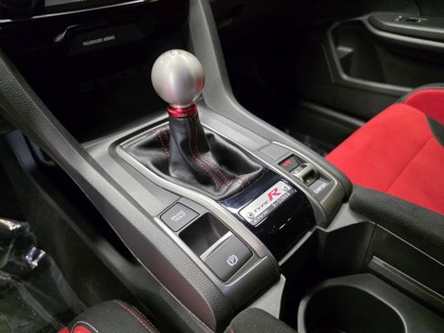 Used 2017 Honda Civic Type R image 25