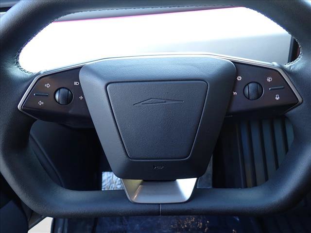Used 2024 Tesla Cybertruck AWD Crew Cab image 18
