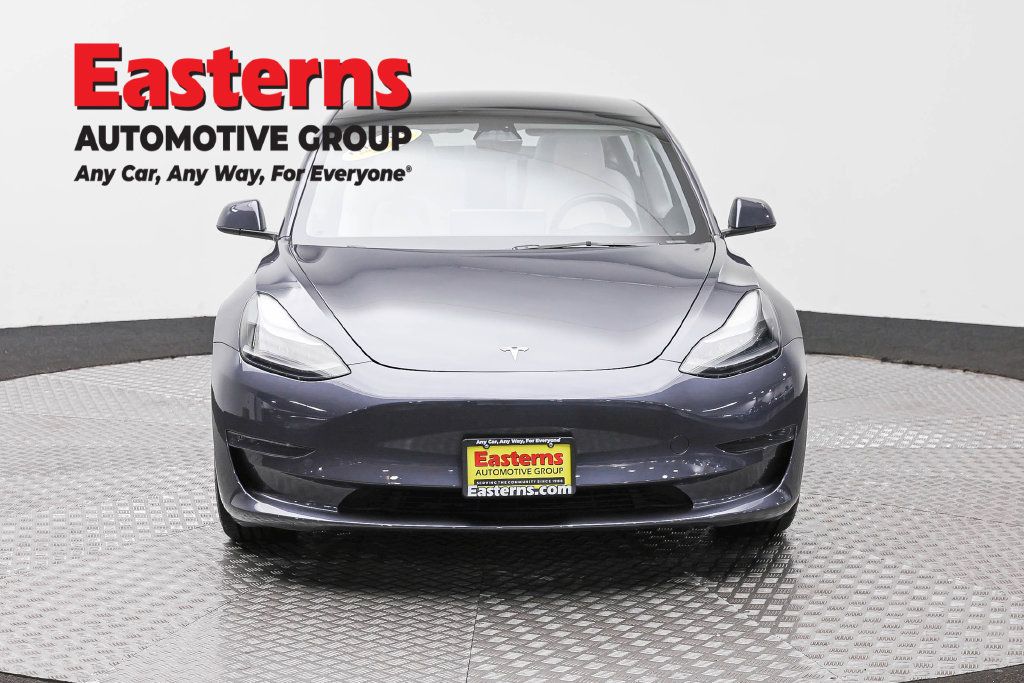 Used 2023 Tesla Model 3 Standard Range RWD image 2