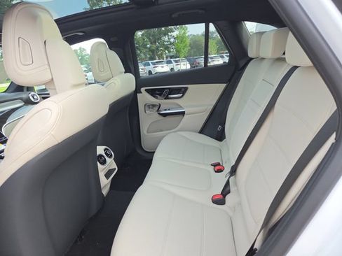 New 2027 Mercedes-Benz GLC 300 4MATIC image 26