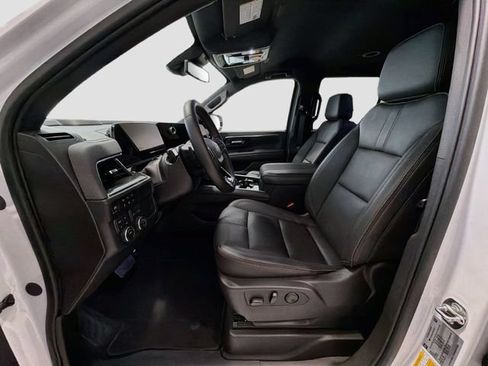 Used 2026 Chevrolet Tahoe RST AWD/4WD image 19