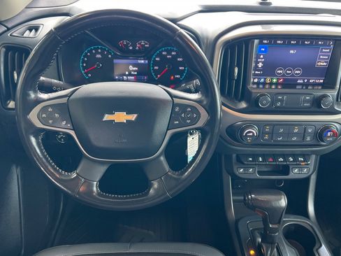 Used 2020 Chevrolet Colorado Z71 image 11