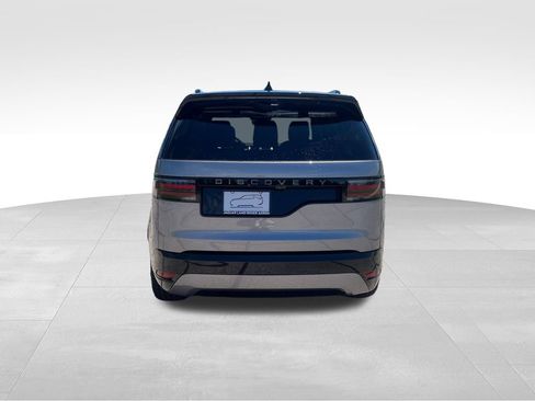 New 2026 Land Rover Discovery Dynamic SE AWD/4WD image 4