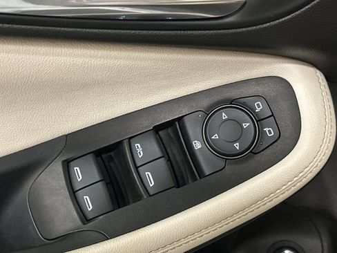 Used 2020 Buick Encore GX Select AWD/4WD image 12