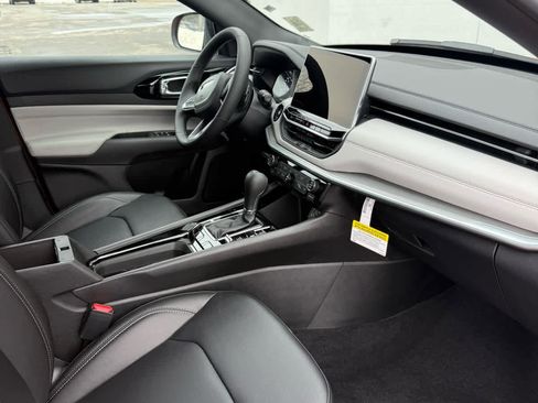 New 2026 Jeep Compass Limited image 19