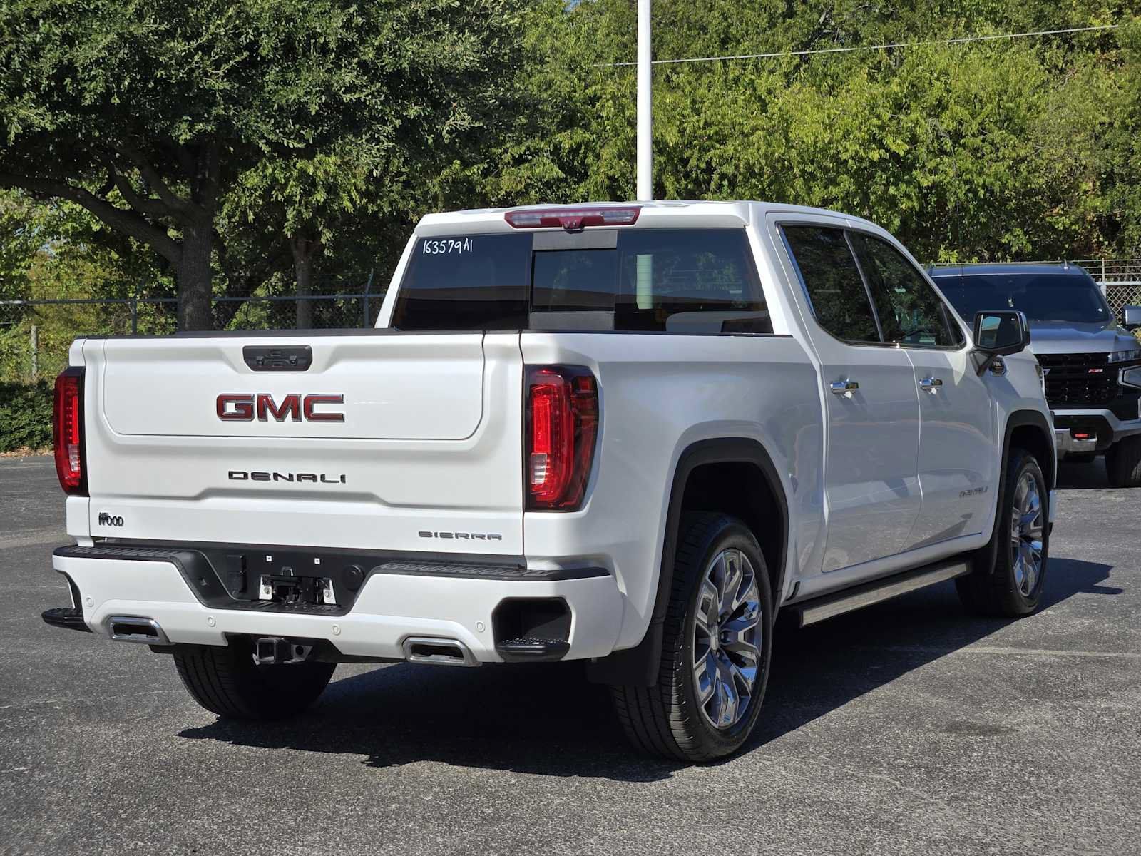 Certified 2024 GMC Sierra 1500 Denali AWD/4WD image 7