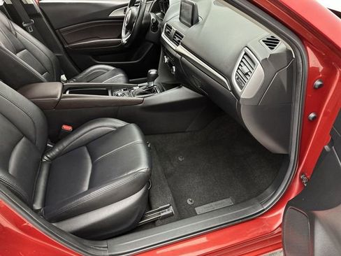 Used 2017 MAZDA MAZDA3 Touring image 22