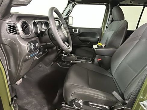 Used 2023 Jeep Wrangler Unlimited w/ 8.4" Radio Group AWD/4WD image 11