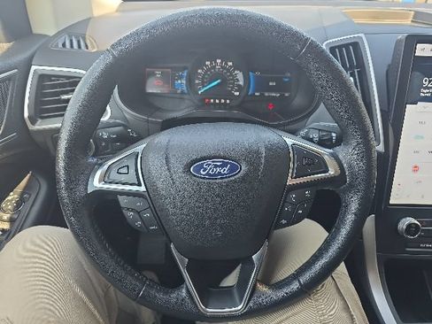 Used 2024 Ford Edge SEL AWD/4WD image 15