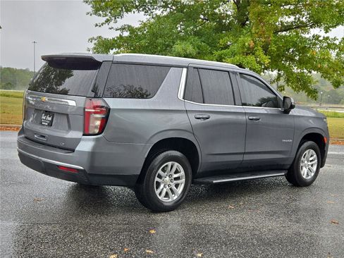 Used 2022 Chevrolet Tahoe LT w/ Luxury Package RWD image 7