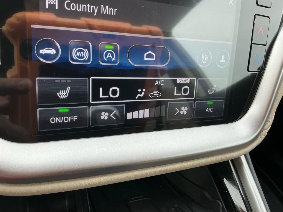 Certified 2025 Subaru Outback Limited AWD/4WD image 22