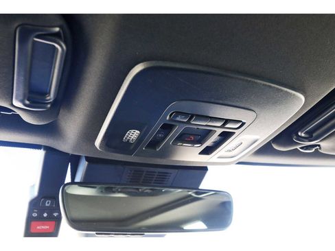 Used 2025 Toyota Camry XSE w/ Premium Package image 21