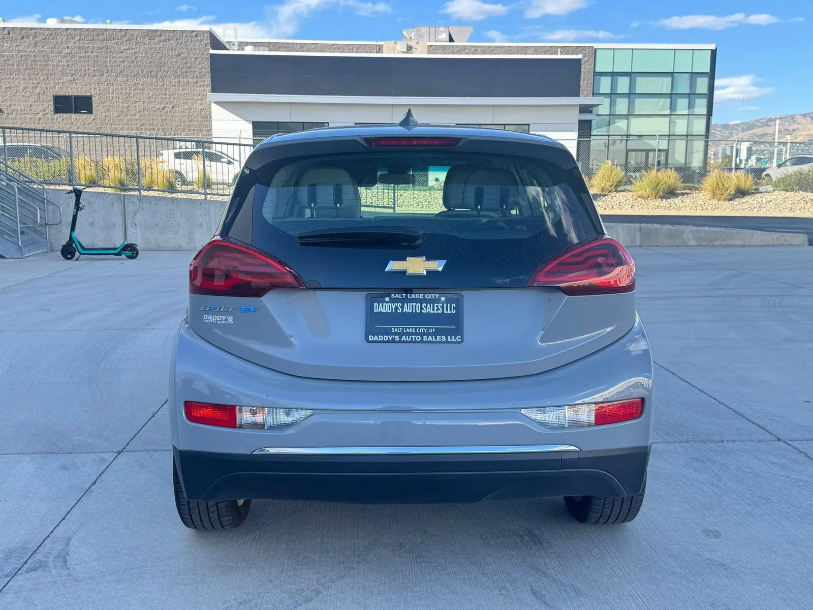 Used 2019 Chevrolet Bolt LT FWD image 4