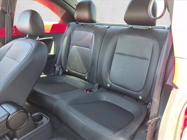 Used 2013 Volkswagen Beetle 2.5 FWD image 16