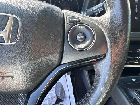 Used 2017 Honda HR-V EX-L image 18