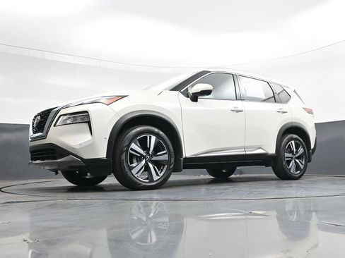 Used 2023 Nissan Rogue SL w/ SL Premium Package FWD image 44