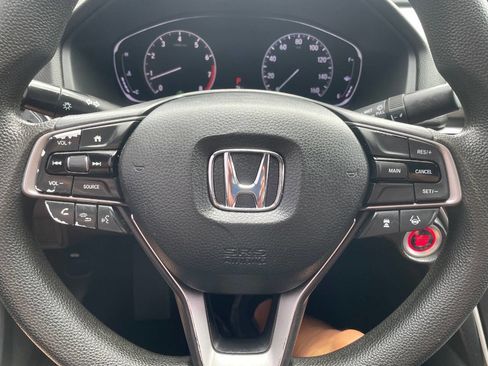 Used 2018 Honda Accord LX image 24